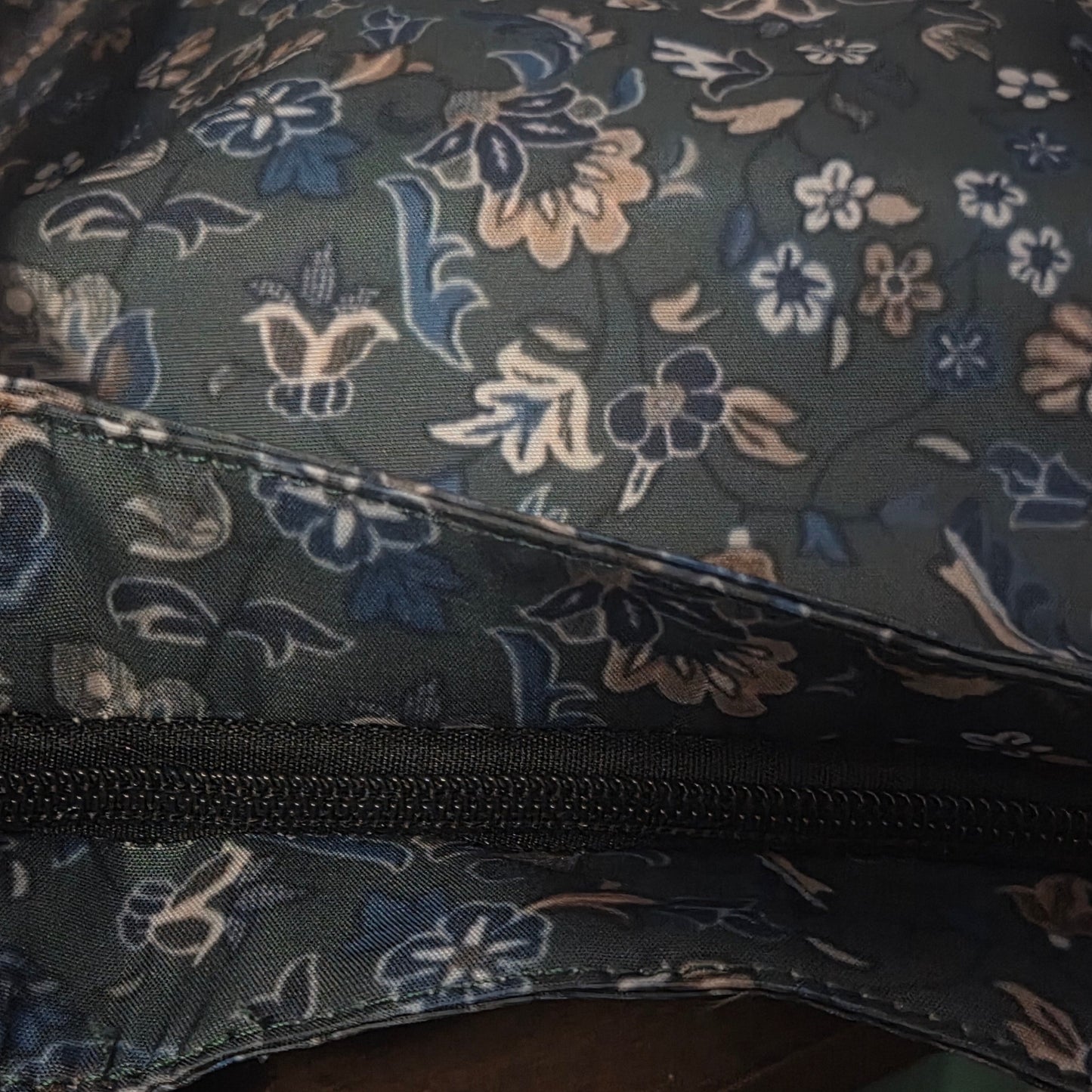 Rawdah Tote Bag